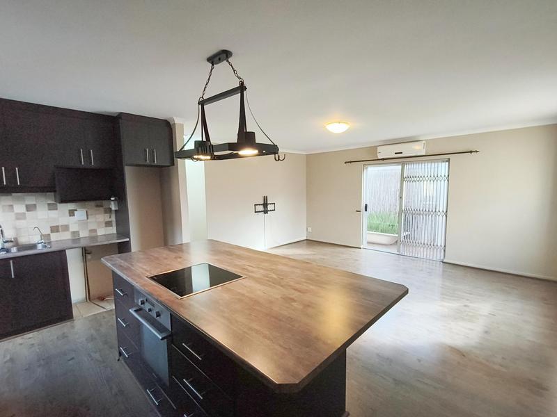 3 Bedroom Property for Sale in Sonstraal Heights Western Cape